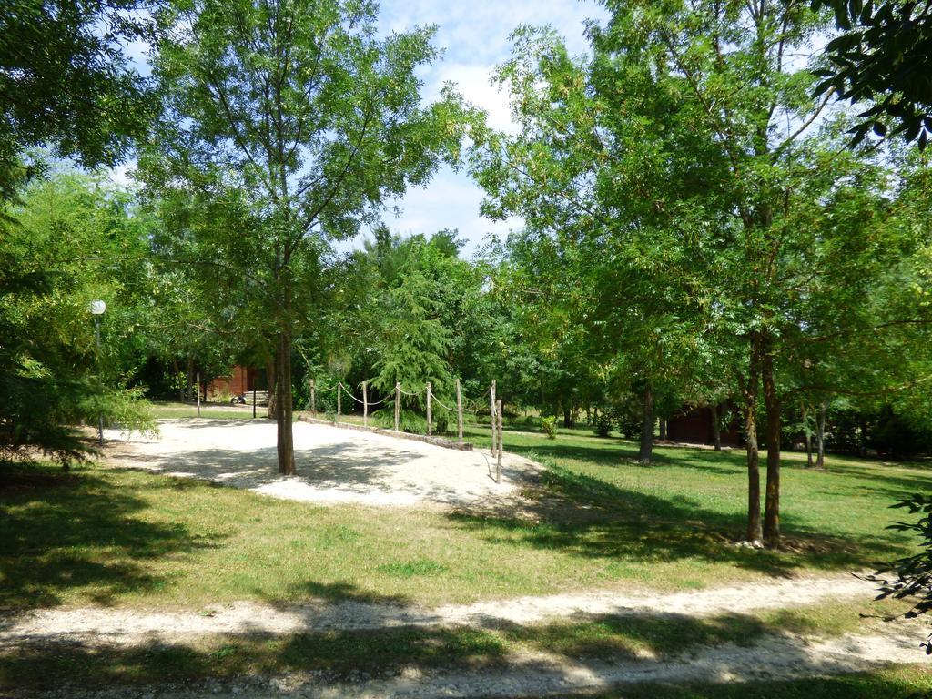 Les Chalets De Grazimis Кондом Стая снимка